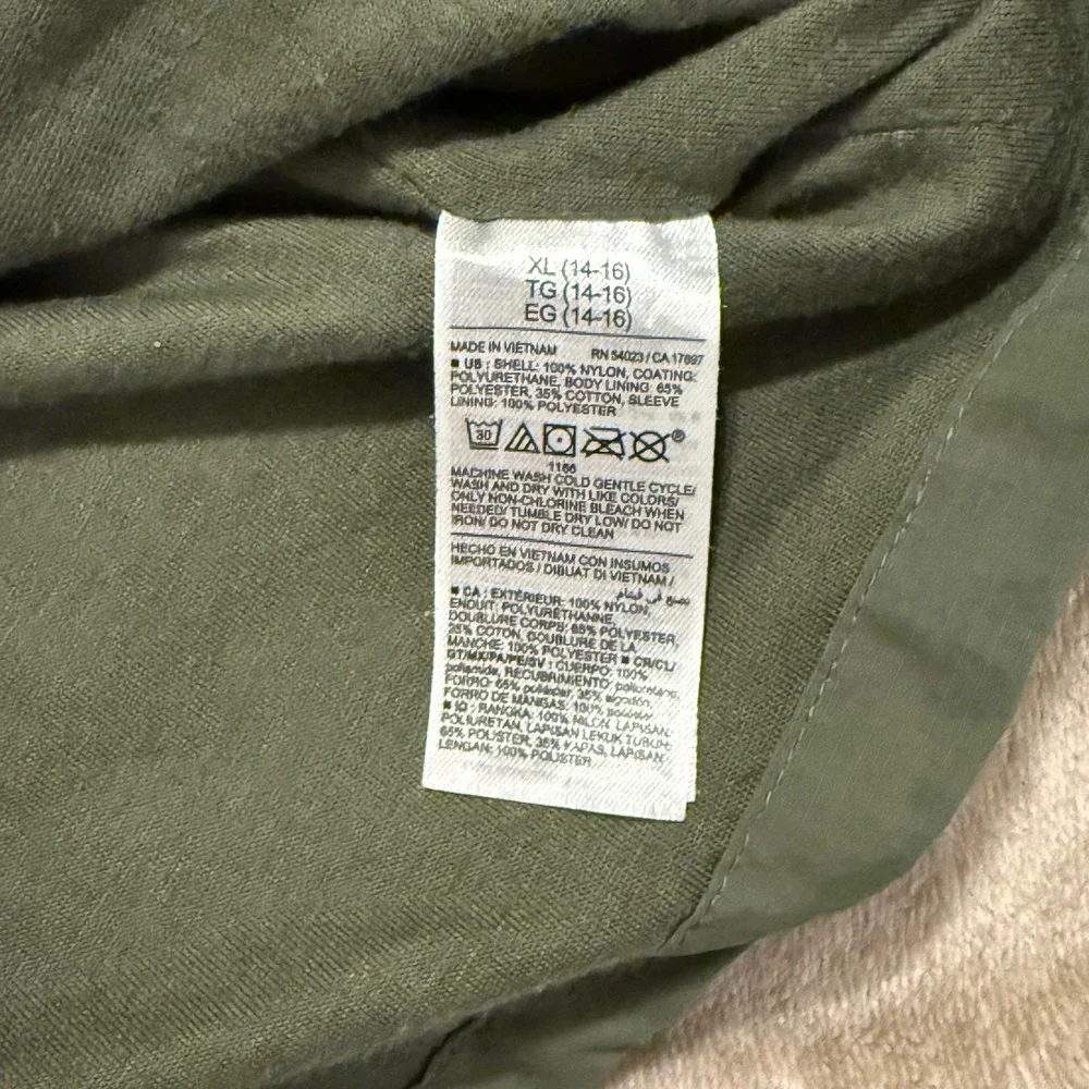 Old Navy Boys XL 14-16 Green Water-Resistant Hooded Zip Up Jacket Utility Pocket